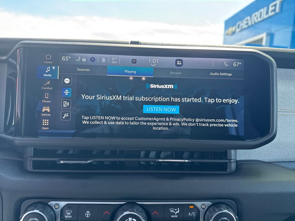 Used 2025 Jeep Wrangler Sport S image 24