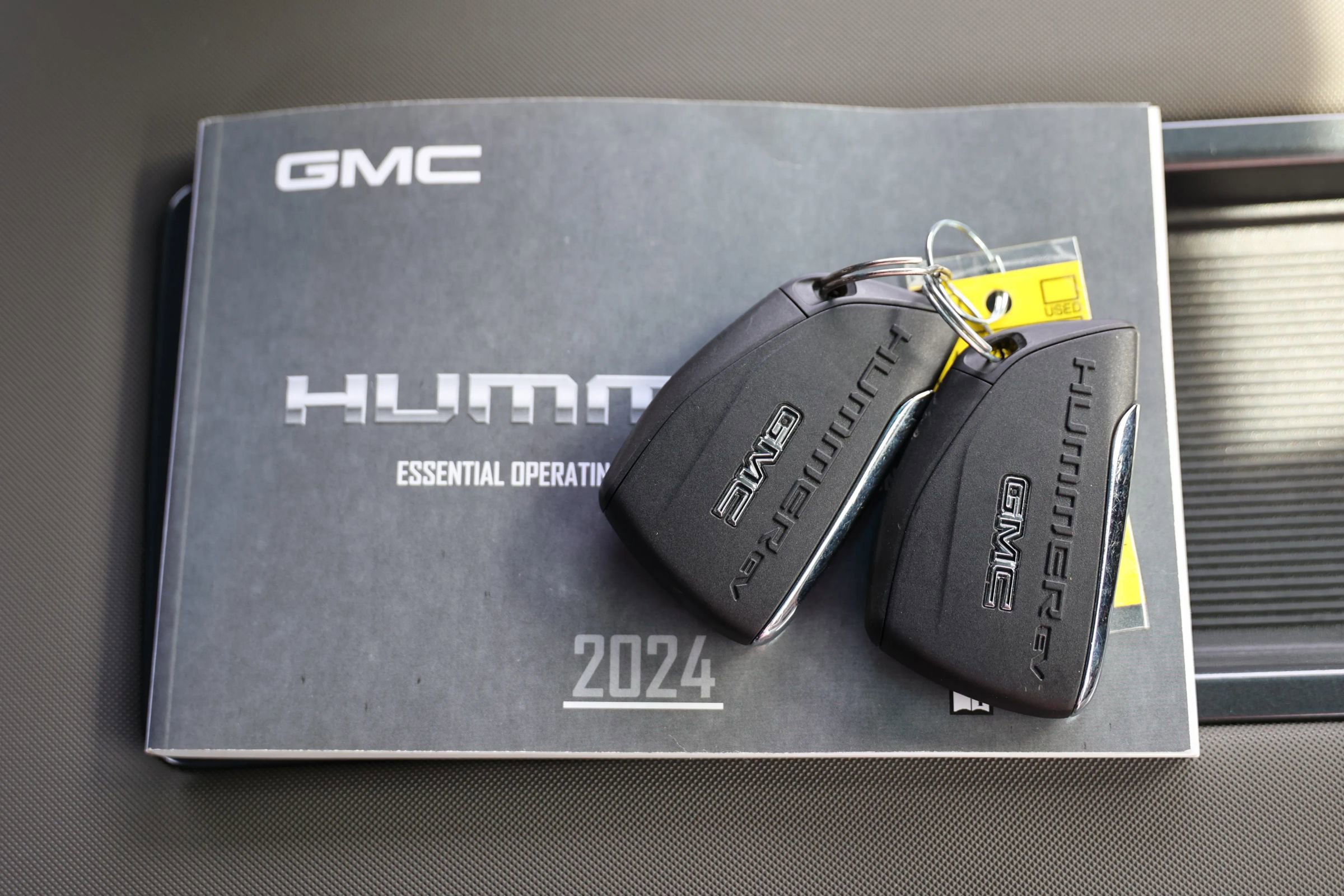 Used 2024 GMC Hummer EV 3X w/ Omega Edition AWD/4WD image 5