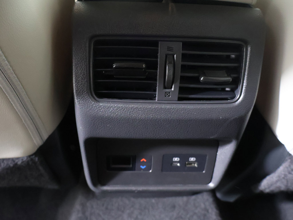Used 2023 Nissan Rogue SL w/ SL Premium Package FWD image 53