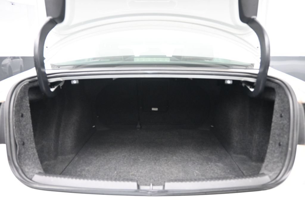 Used 2014 Volkswagen Jetta SE FWD image 19