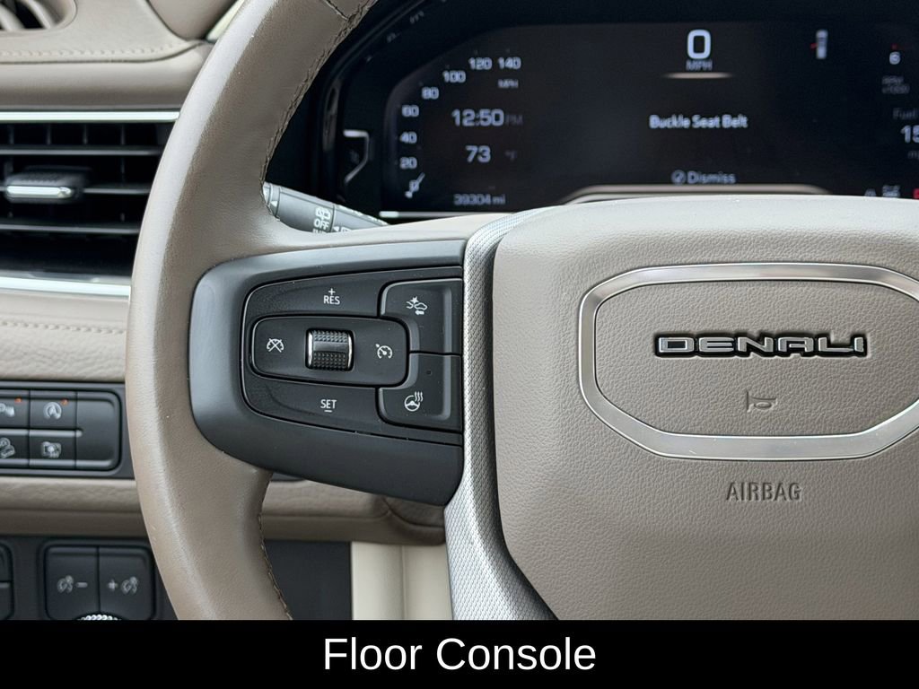 Used 2024 GMC Yukon Denali image 16