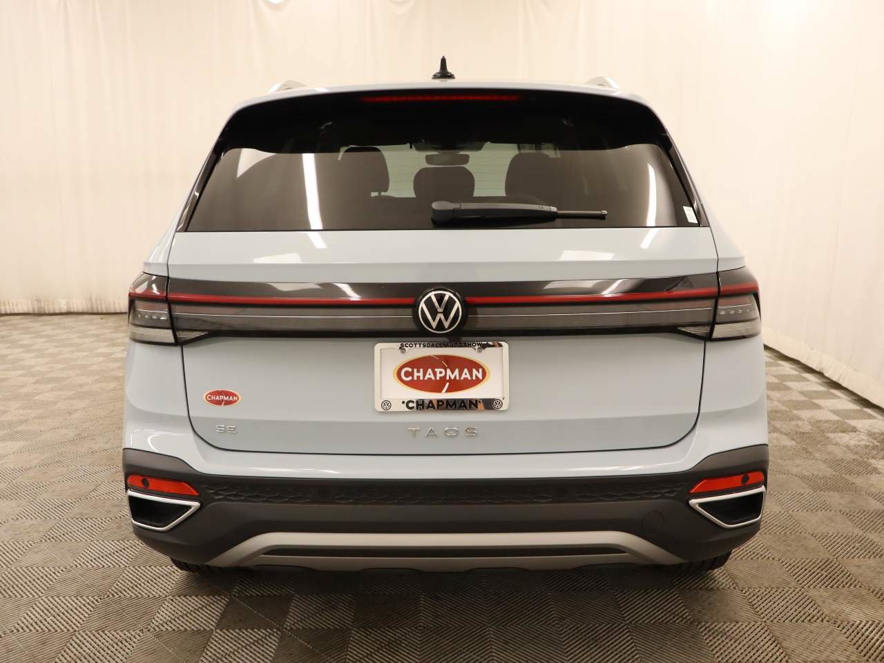 New 2026 Volkswagen Taos SE FWD image 5