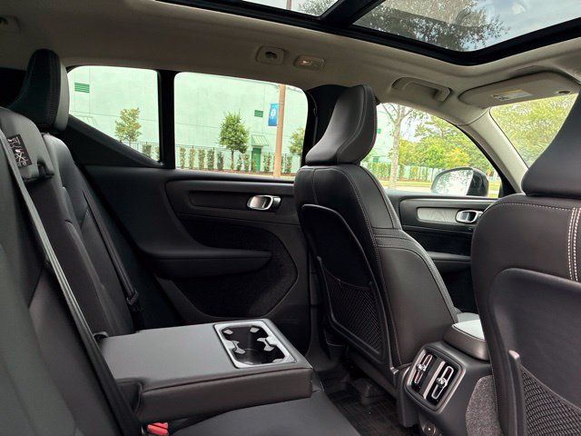 New 2026 Volvo XC40 B5 Plus w/ Protection Package Premier AWD/4WD image 25