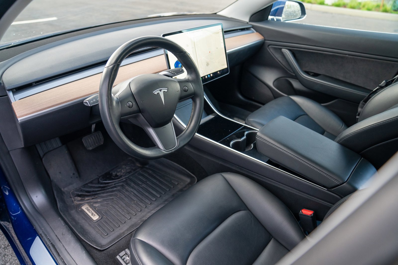 Used 2018 Tesla Model 3 Long Range image 4