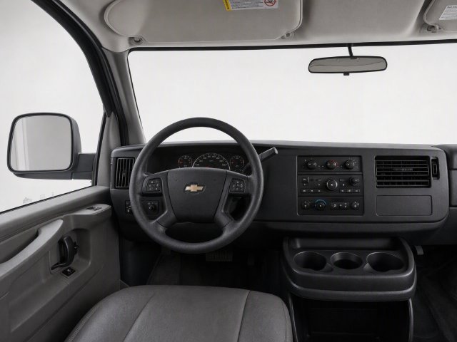 Used 2014 Chevrolet Express 2500 RWD image 16