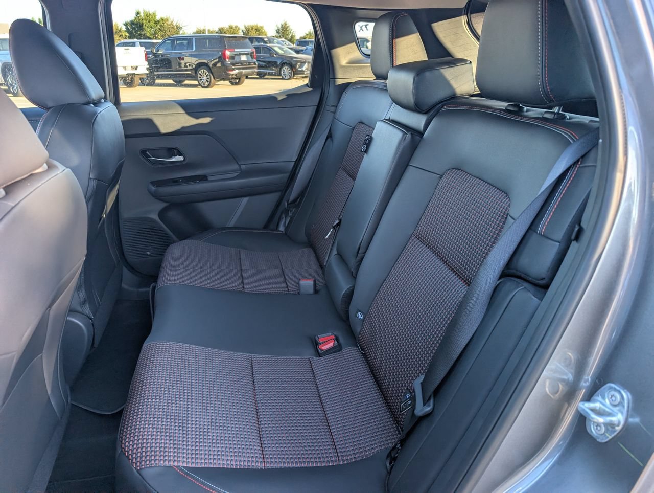 New 2027 Nissan Kicks SR FWD image 21