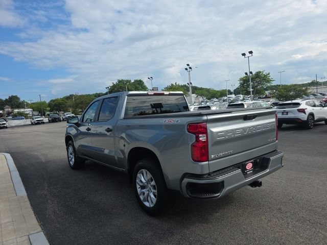 Used 2025 Chevrolet Silverado 1500 Custom AWD/4WD image 4
