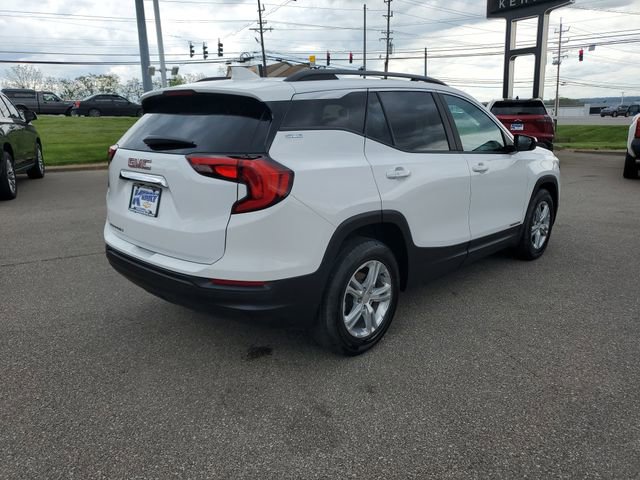 Used 2021 GMC Terrain SLE w/ Driver Convenience Package FWD image 4