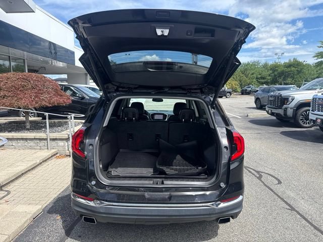 Used 2019 GMC Terrain SLT w/ Preferred Package AWD/4WD image 24