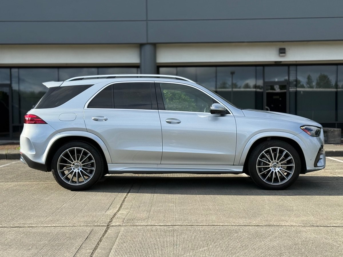 Used 2024 Mercedes-Benz GLE 450 4MATIC image 2