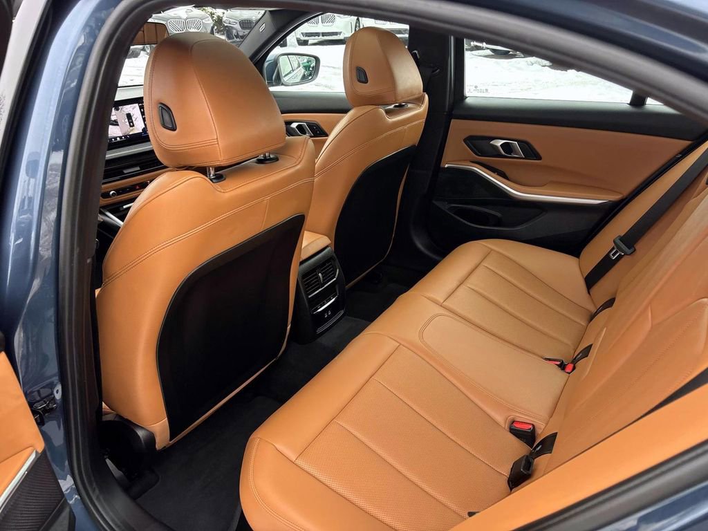 Certified 2025 BMW 330i xDrive Sedan w/ Premium Package image 28