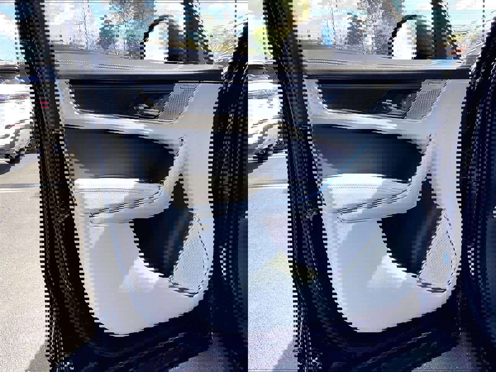 Used 2025 Jaguar F-PACE R-Dynamic S image 25