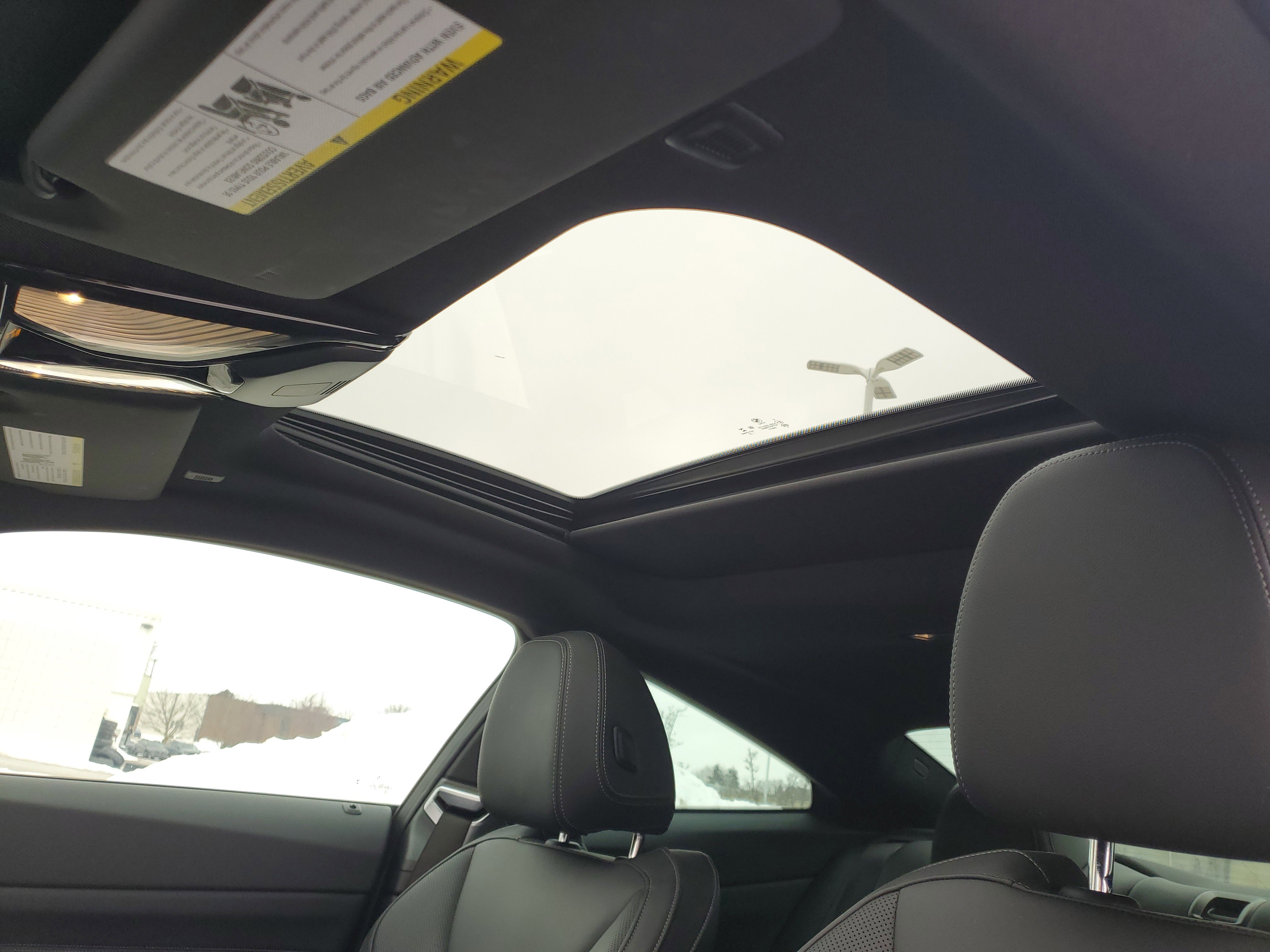 Used 2022 BMW 430i xDrive Coupe w/ M Sport Package image 8