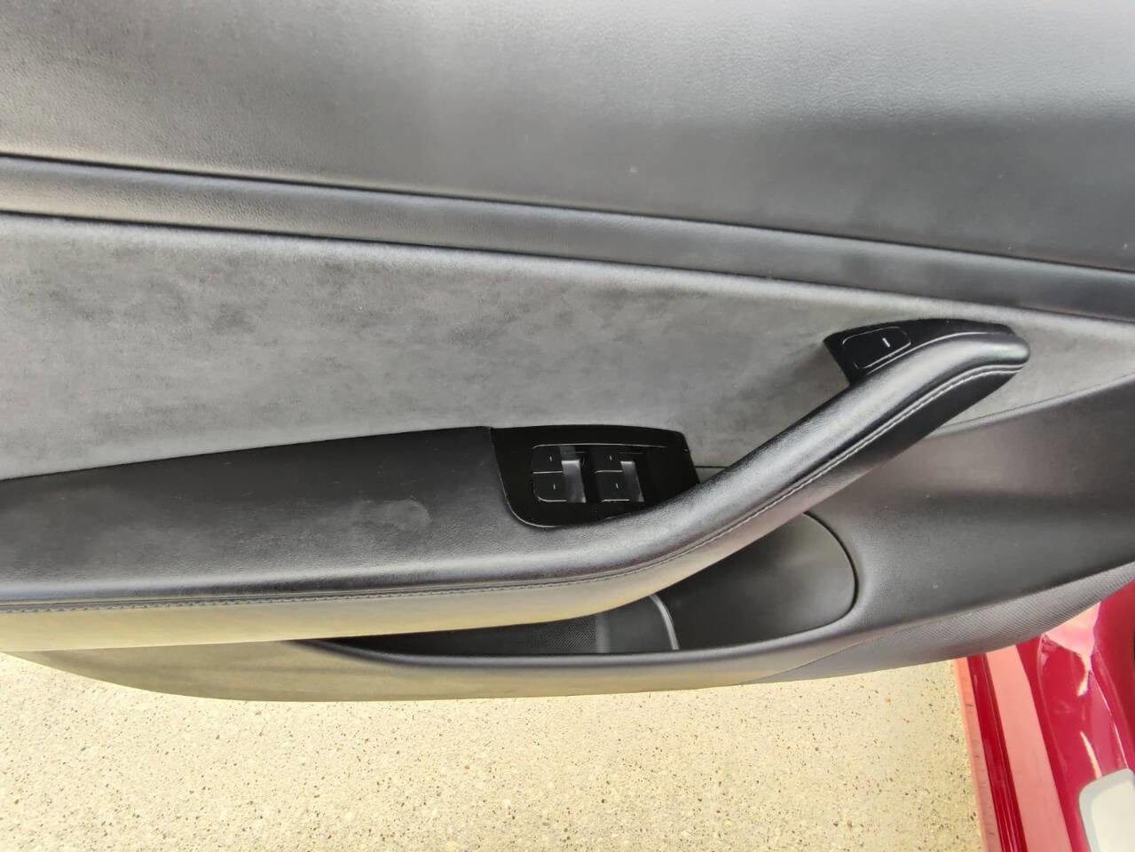 Used 2018 Tesla Model 3 Mid Range RWD image 8