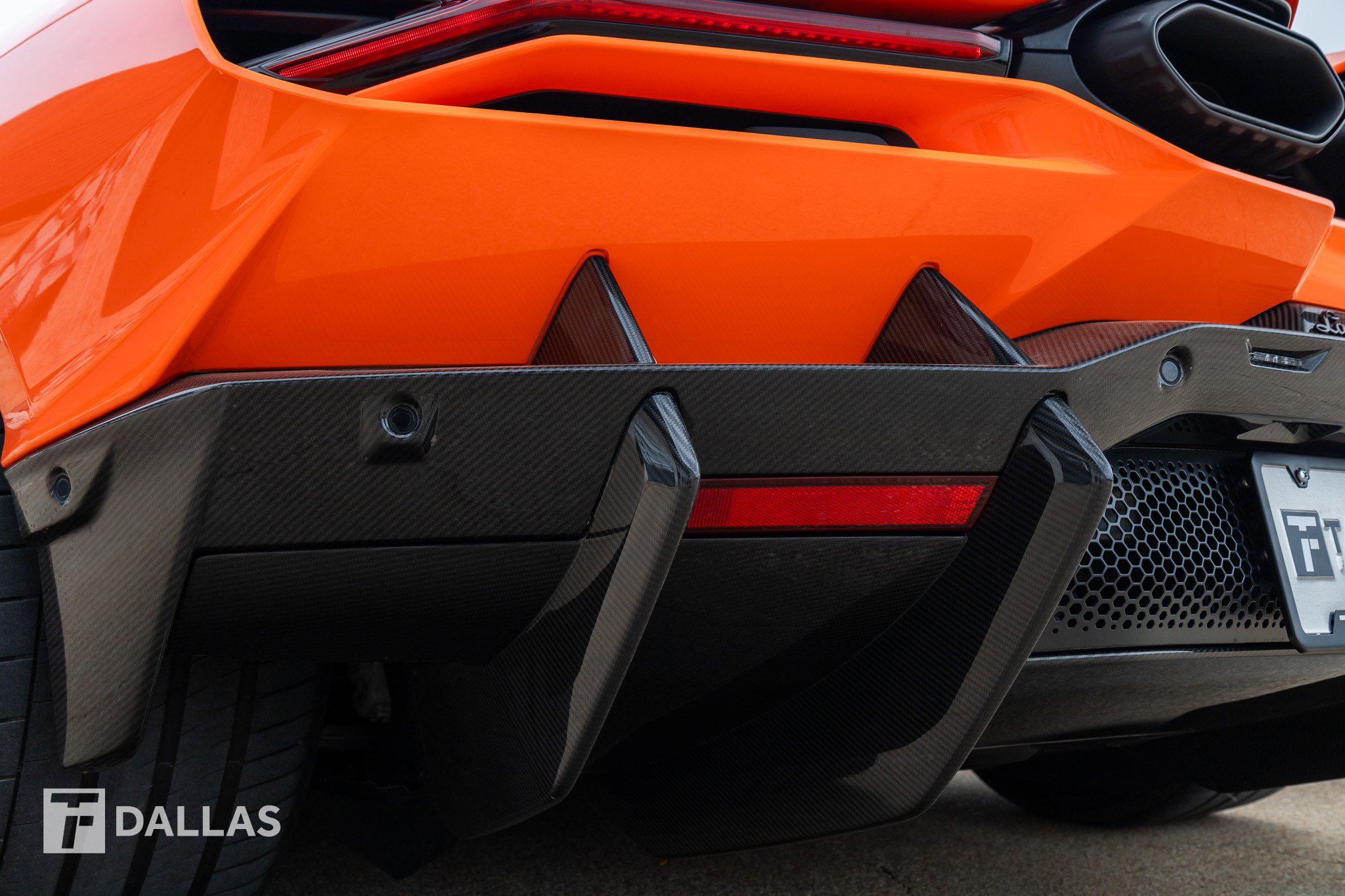 Used 2024 Lamborghini Revuelto AWD/4WD image 26