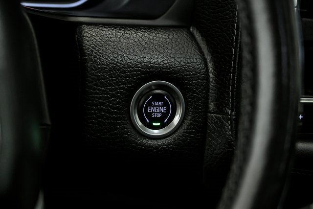 Used 2021 GMC Yukon Denali w/ Denali Premium Package image 21