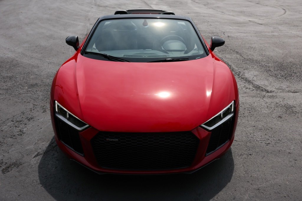 Used 2018 Audi R8 V10 plus w/ Full Leather Package image 10
