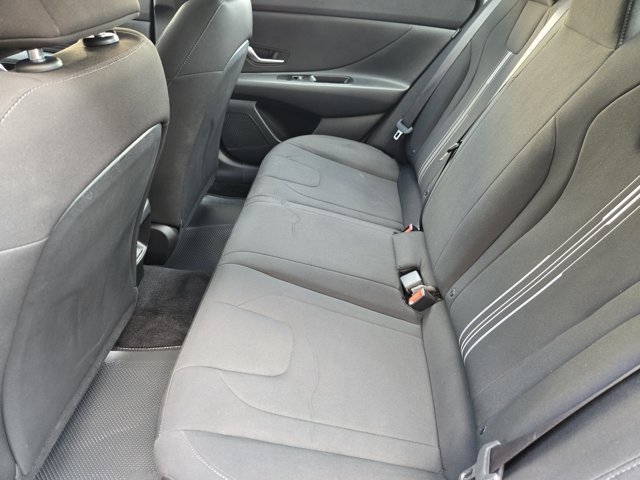 Certified 2025 Hyundai Elantra Hybrid FWD image 30