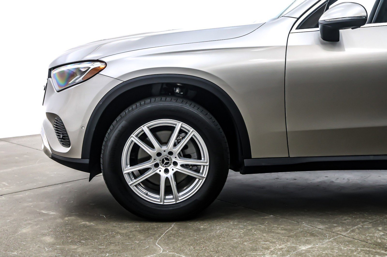 Certified 2023 Mercedes-Benz GLC 300 image 12