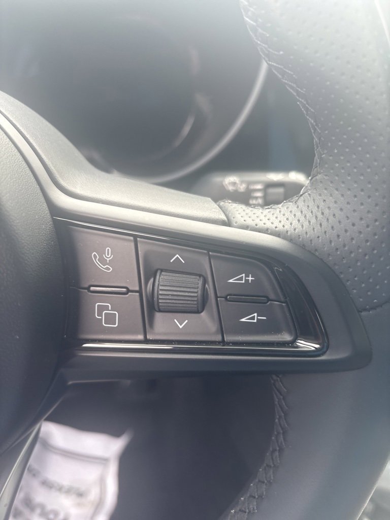 Used 2024 Alfa Romeo Giulia Ti image 18