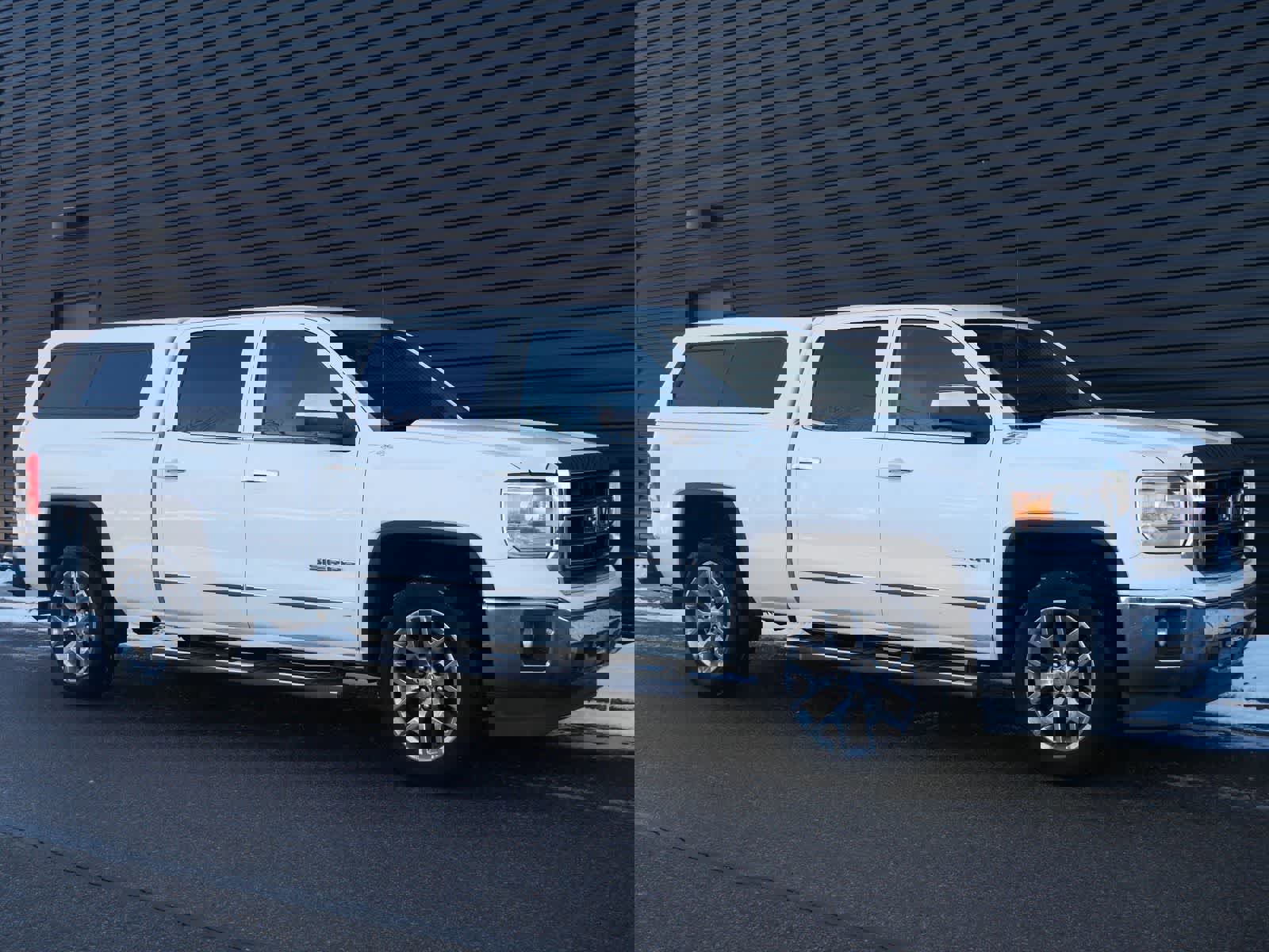 Used 2014 GMC Sierra 1500 SLT w/ SLT Crew Cab Value Package image 27