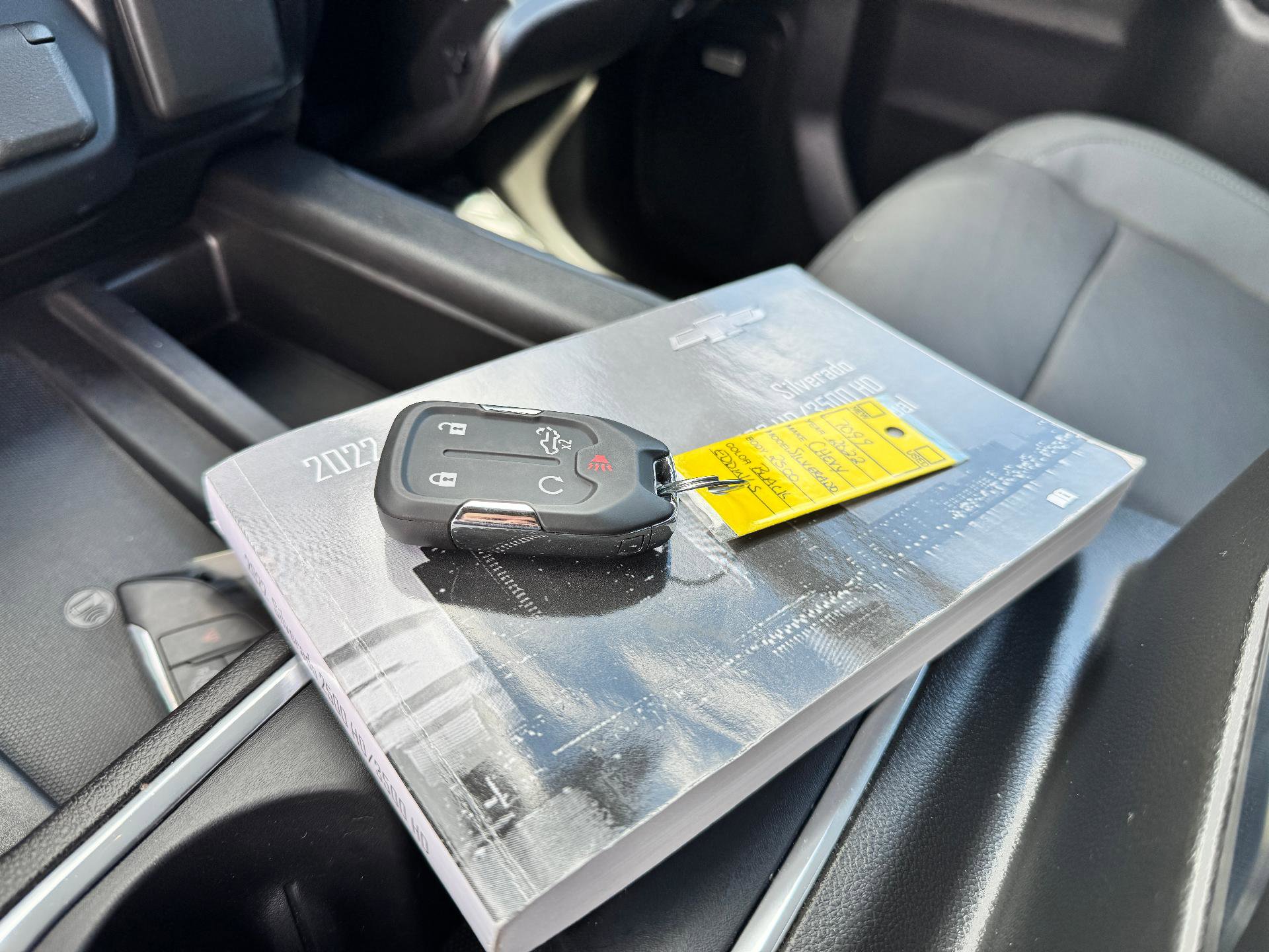 Used 2022 Chevrolet Silverado 2500 LTZ w/ LTZ Plus Package AWD/4WD image 40