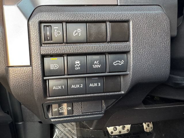 Used 2025 Toyota Tacoma TRD Sport w/ TRD Sport Premium Package AWD/4WD image 25