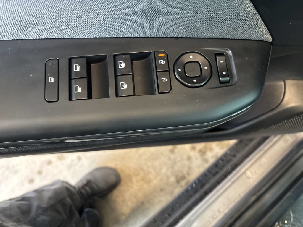 Certified 2025 Kia K4 EX FWD image 20