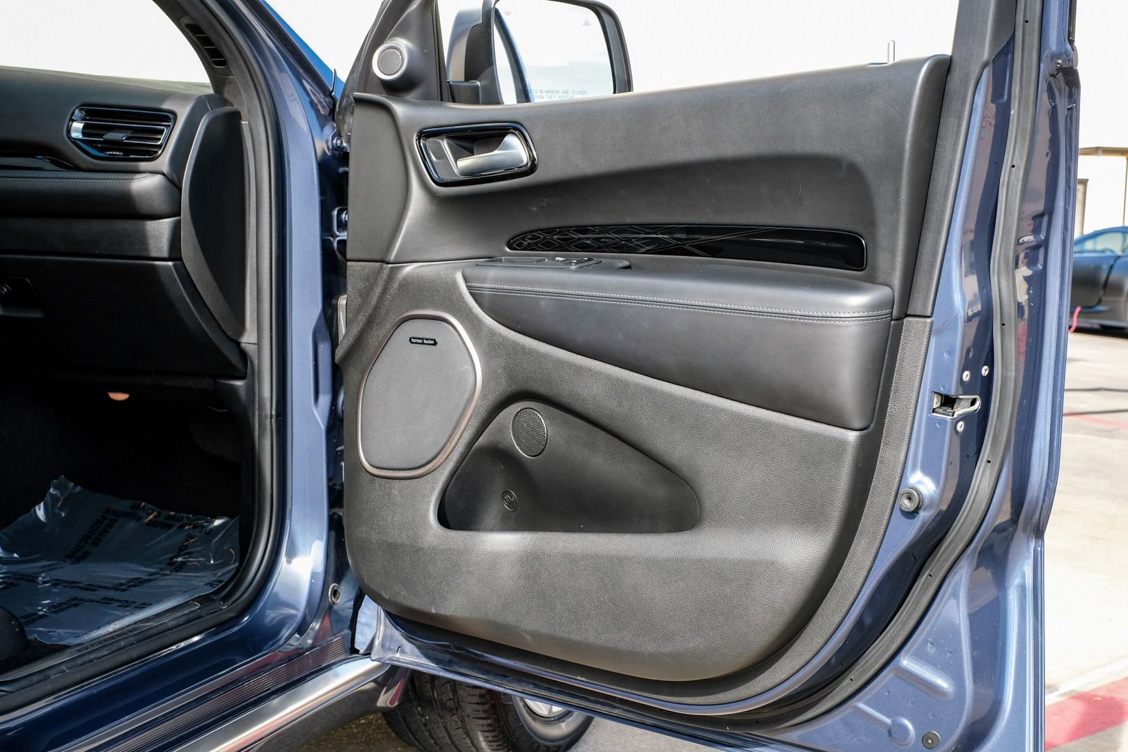 Used 2021 Dodge Durango Citadel w/ Premium Entertainment Group image 42