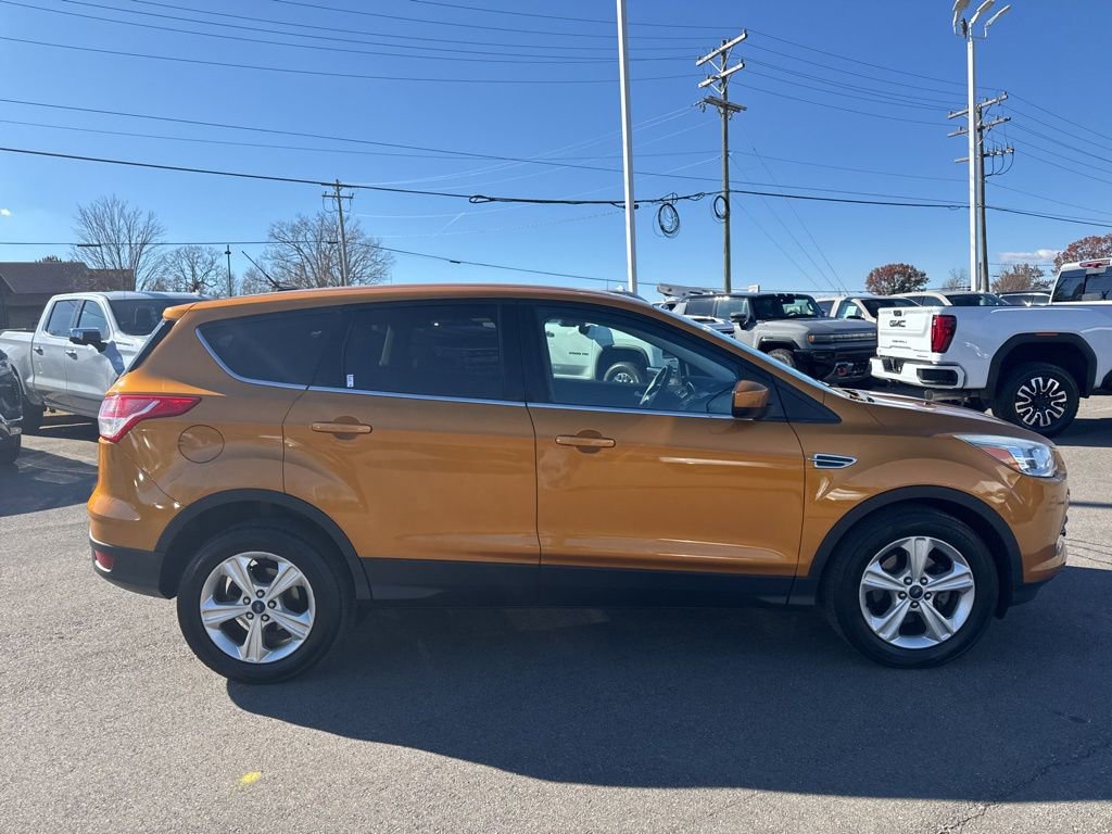 Used 2016 Ford Escape SE image 6