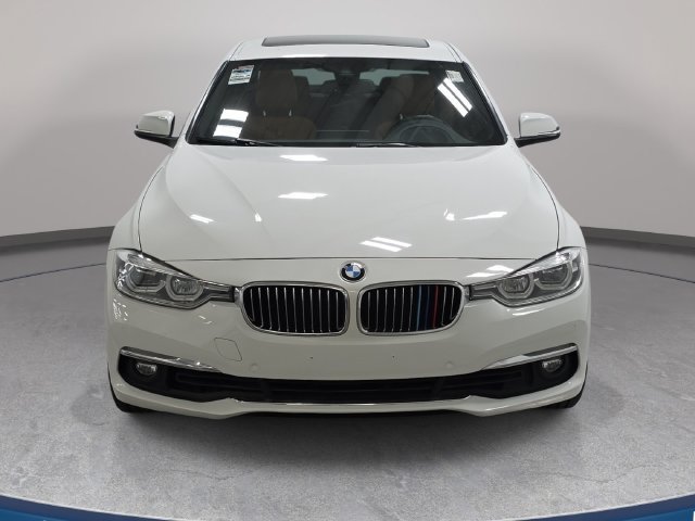 Used 2018 BMW 340i xDrive Sedan AWD/4WD image 3