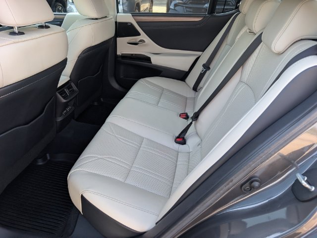 Used 2024 Lexus ES 350 Ultra Luxury w/ Accessory Package (Z1) FWD image 25