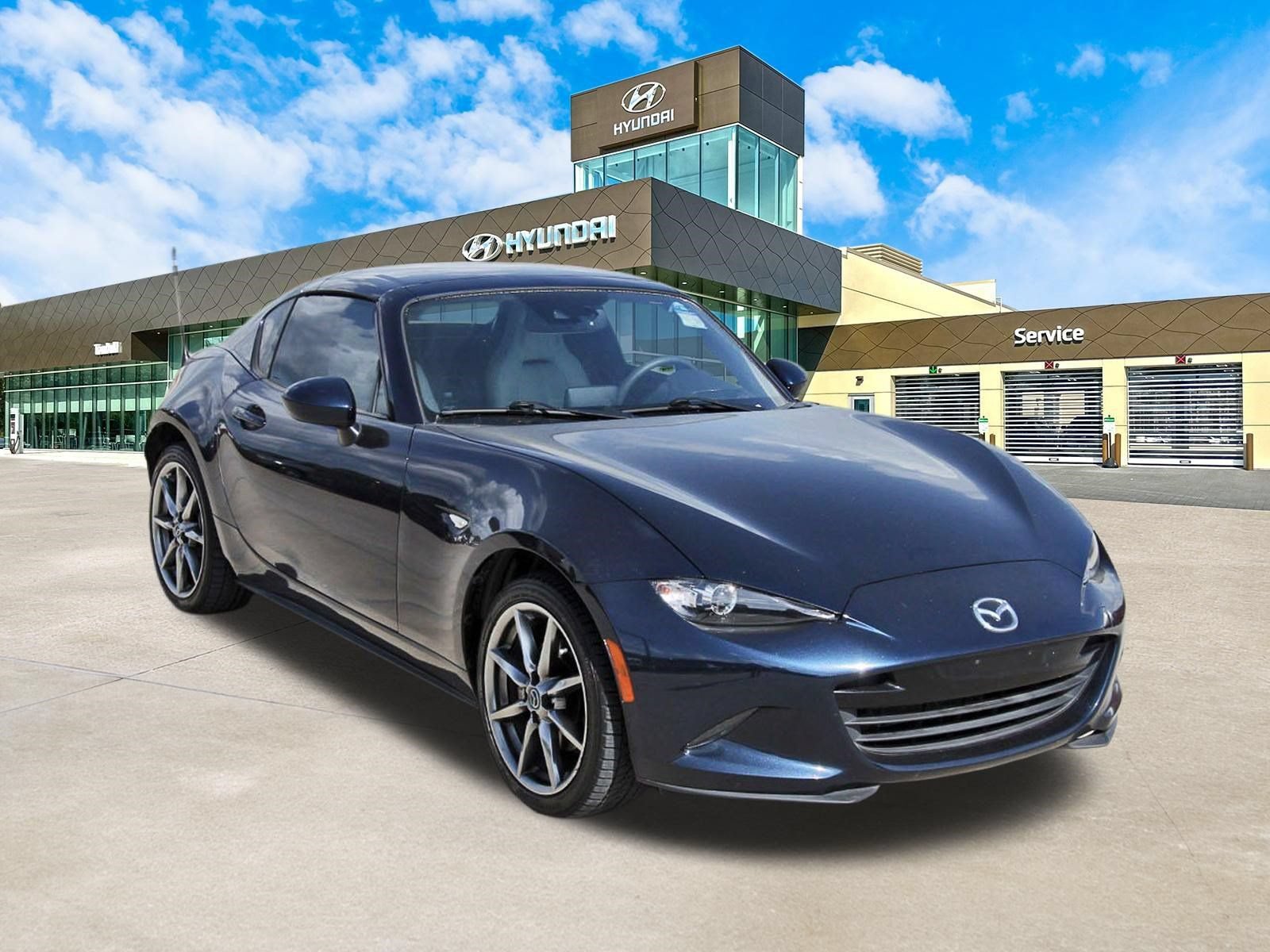 Used 2021 MAZDA MX-5 Miata RF Grand Touring RWD image 3