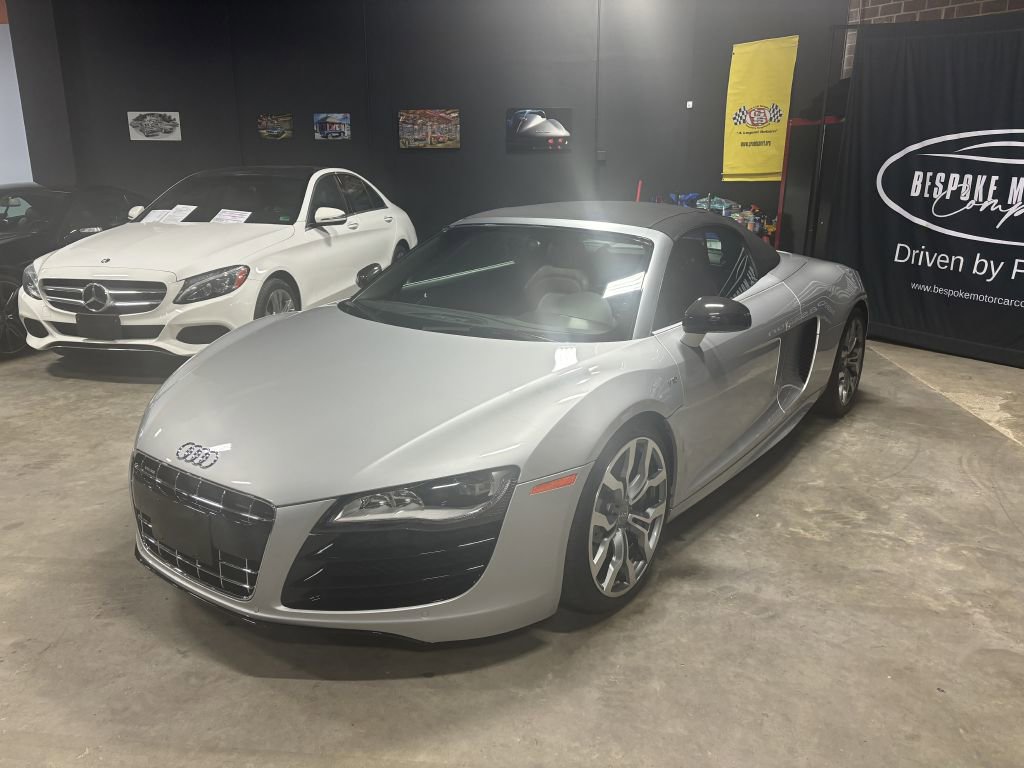Used 2011 Audi R8 V10 image 2