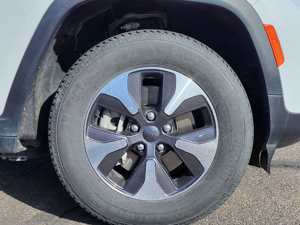 Used 2024 Jeep Grand Cherokee Limited 4xe image 29