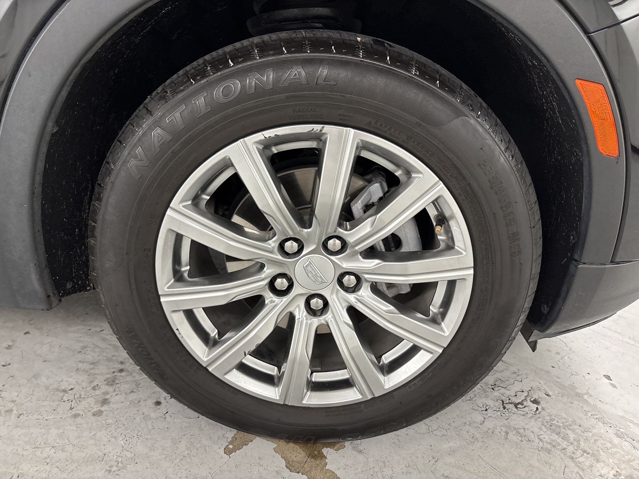 Used 2022 Cadillac XT4 Premium Luxury w/ Safety Alert Package AWD/4WD image 12