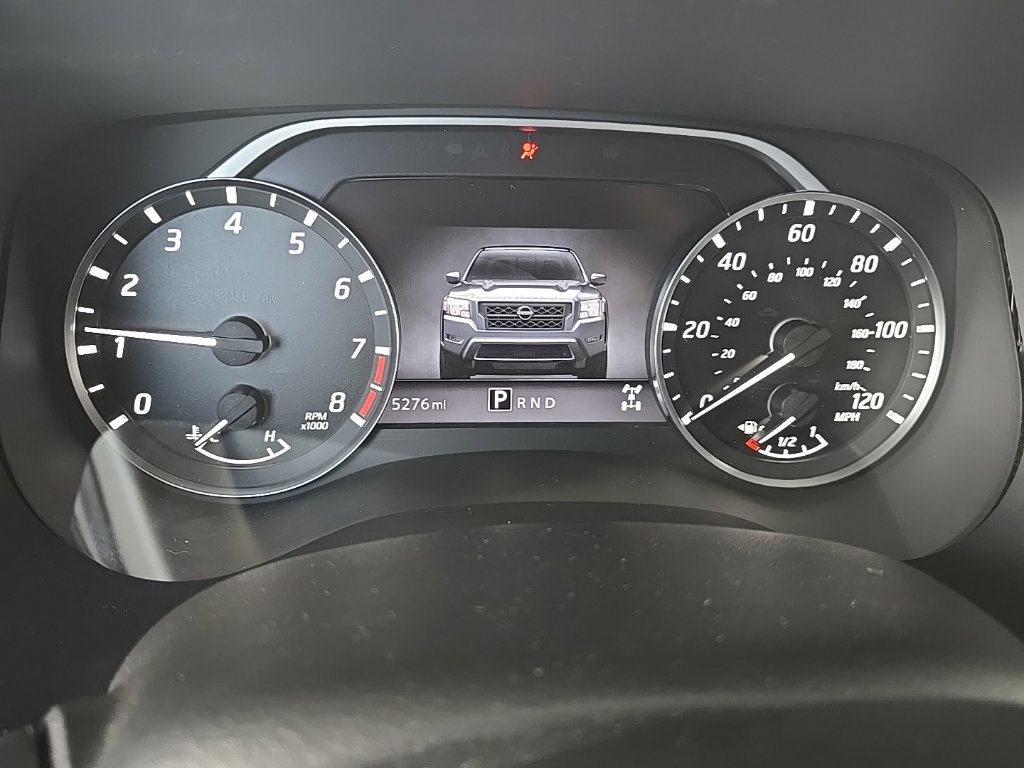 Used 2024 Nissan Frontier SV w/ Technology Package AWD/4WD image 2
