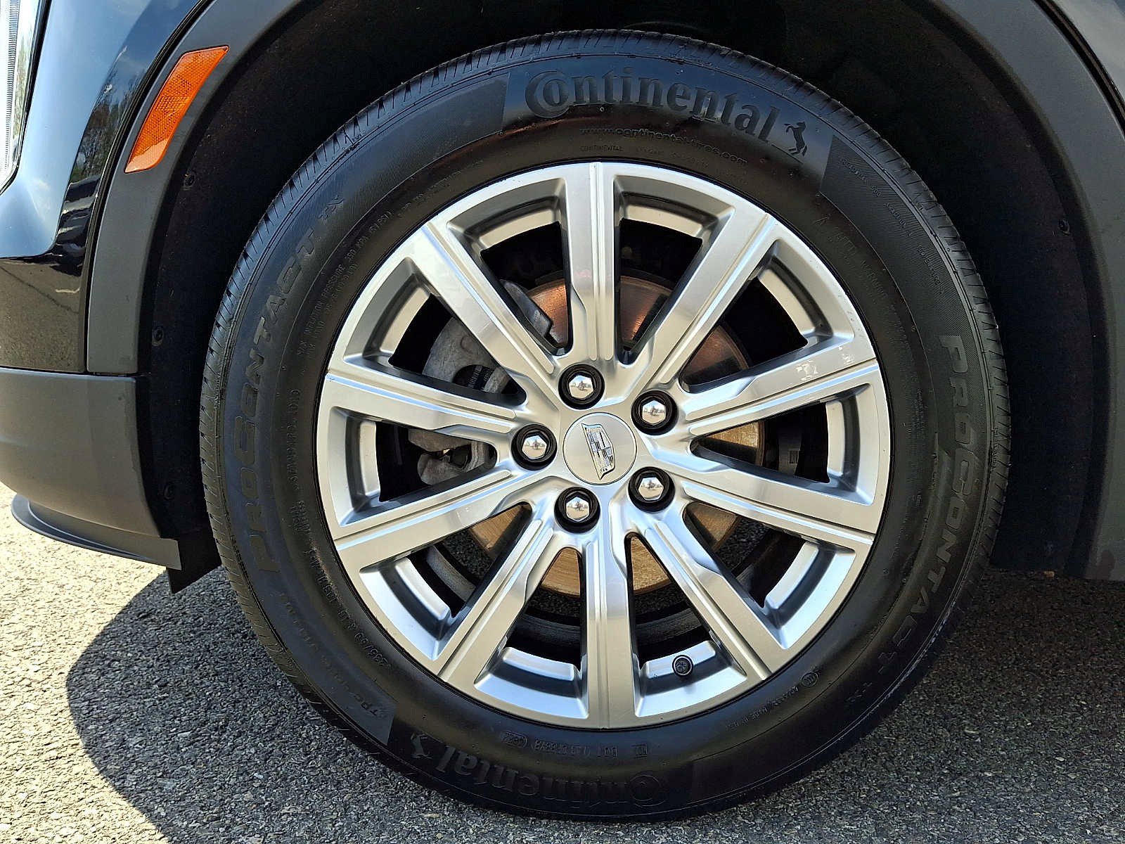 Certified 2023 Cadillac XT4 Premium Luxury AWD/4WD image 11