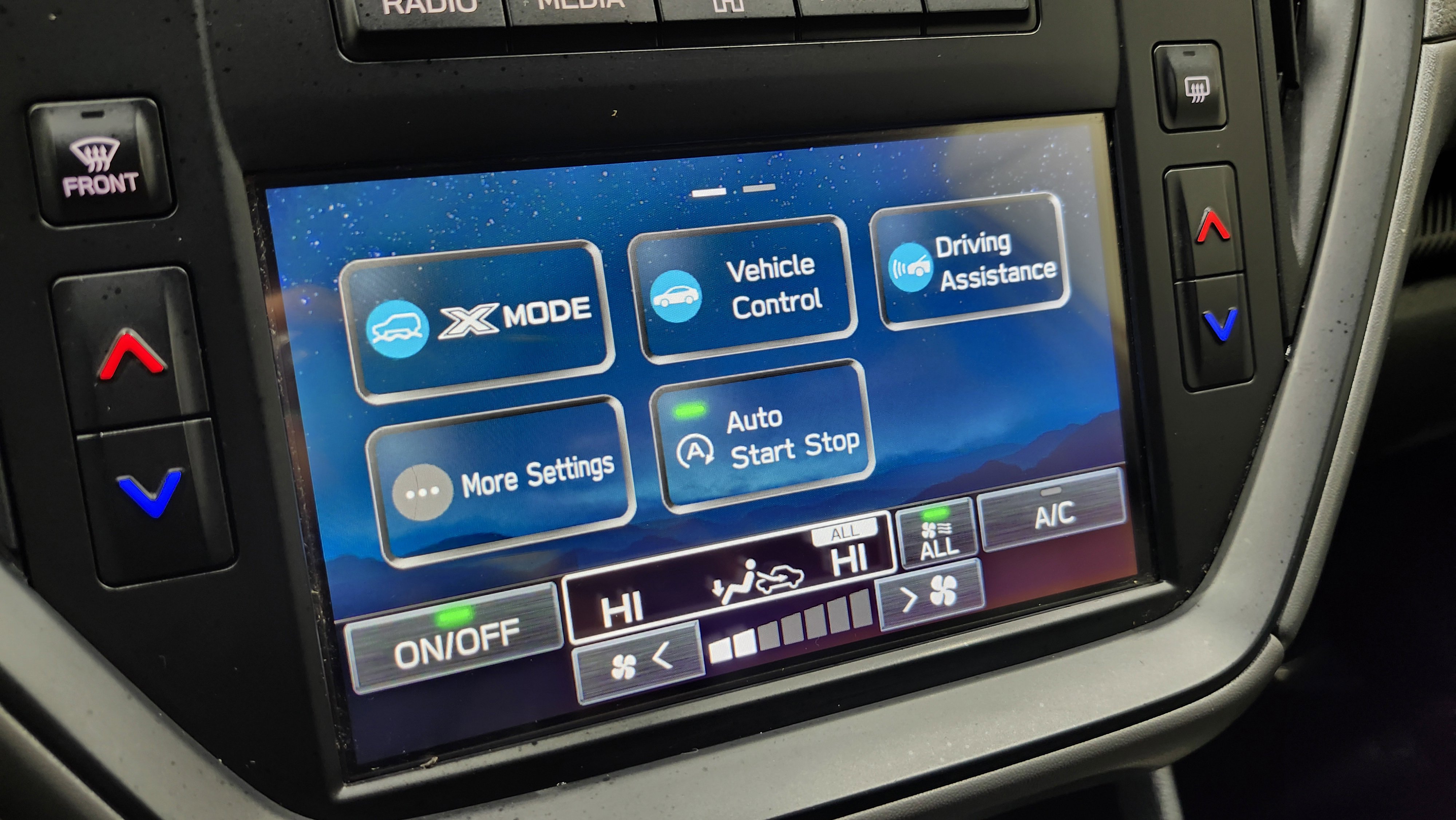 Used 2024 Subaru Crosstrek 2.0i image 6