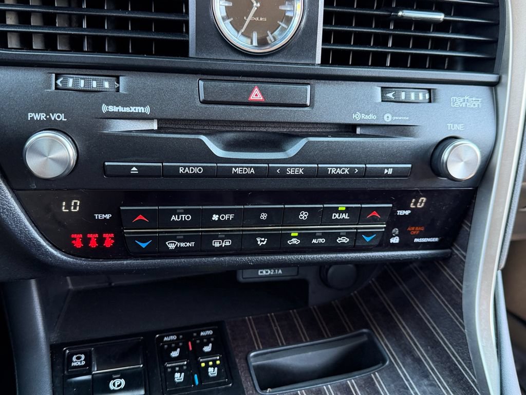 Used 2020 Lexus RX 450h AWD w/ Luxury Package image 22