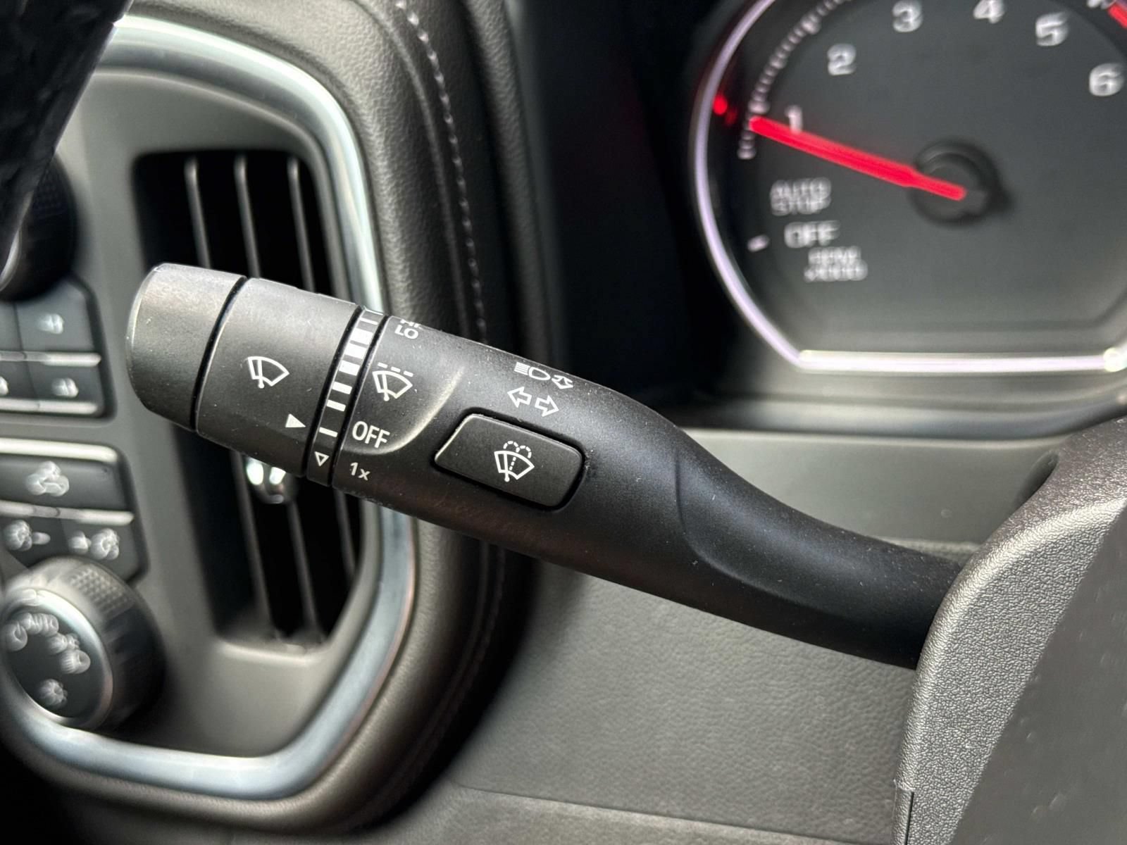 Used 2020 Chevrolet Silverado 1500 LT w/ All-Star Edition AWD/4WD image 14