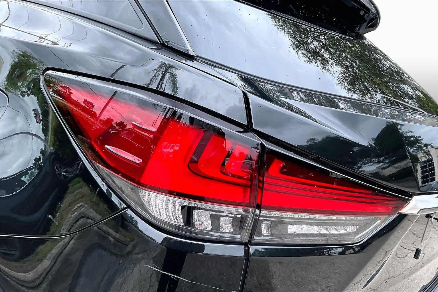 Used 2022 Lexus RX 450h F Sport w/ Cold Area Package (CT) AWD/4WD image 29