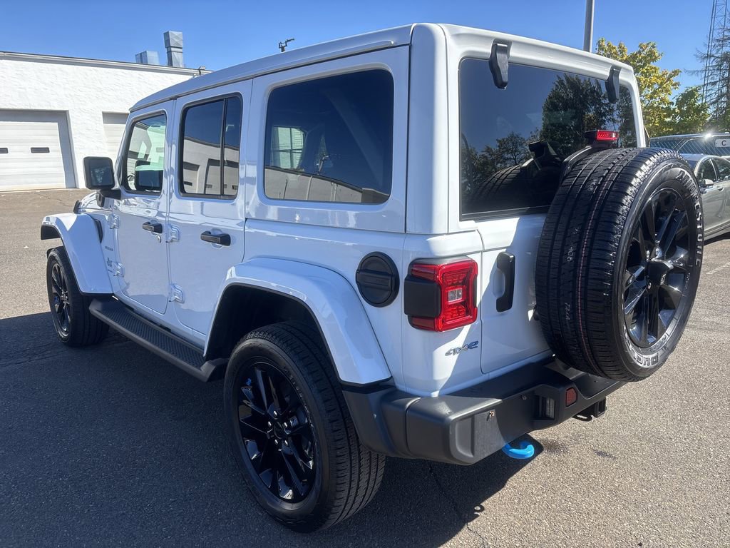 Used 2023 Jeep Wrangler Unlimited Sahara w/ Cold Weather Group image 3