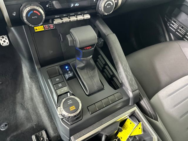 Used 2025 Toyota Tacoma TRD Sport w/ TRD Sport Upgrade Package image 20