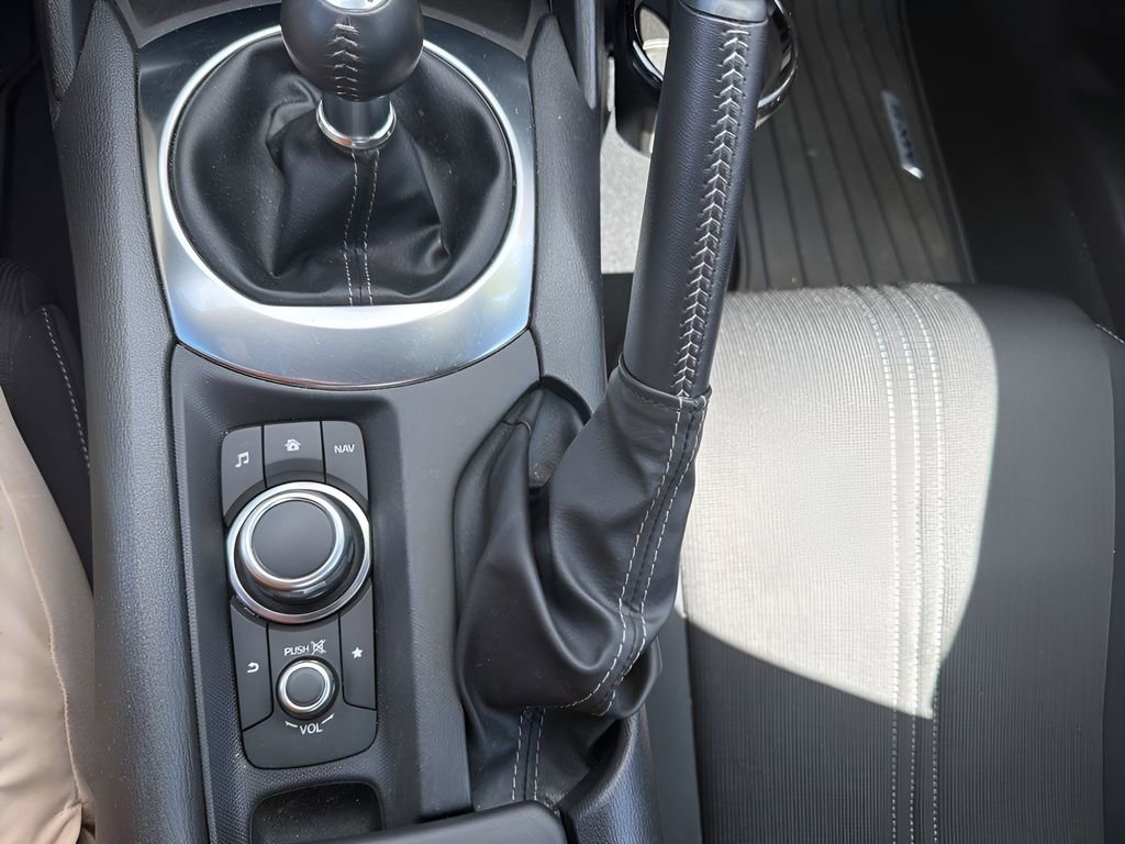 Used 2021 MAZDA MX-5 Miata Club image 21