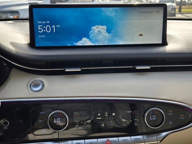 Used 2025 Genesis GV70 2.5T w/ Advanced Package AWD/4WD image 12