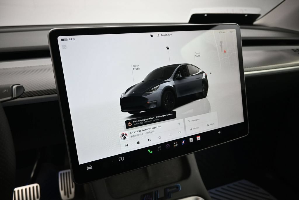 Used 2023 Tesla Model Y Long Range AWD/4WD image 11