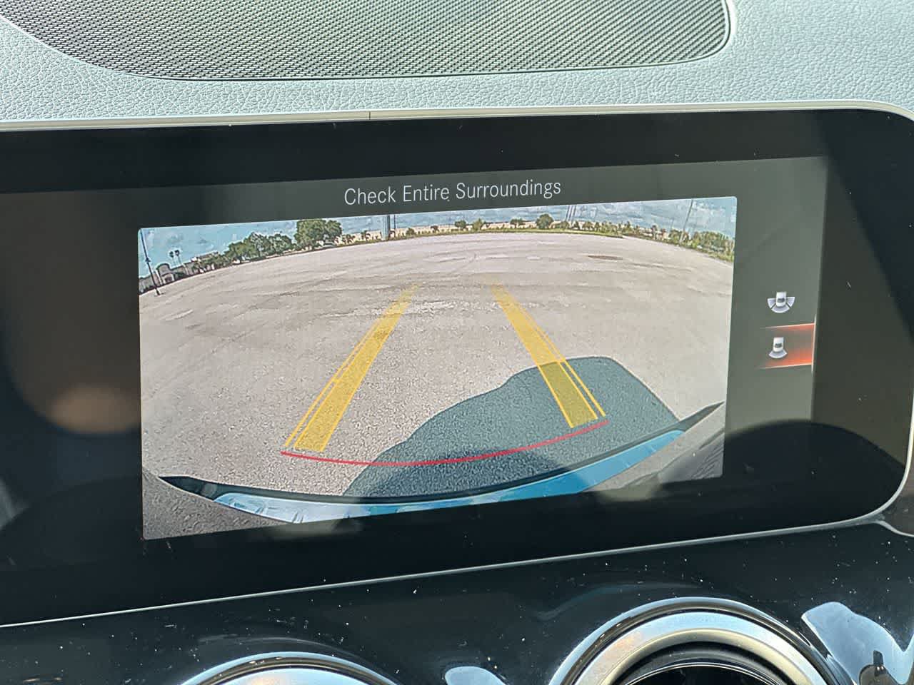 Used 2020 Mercedes-Benz GLB 250 4MATIC image 24