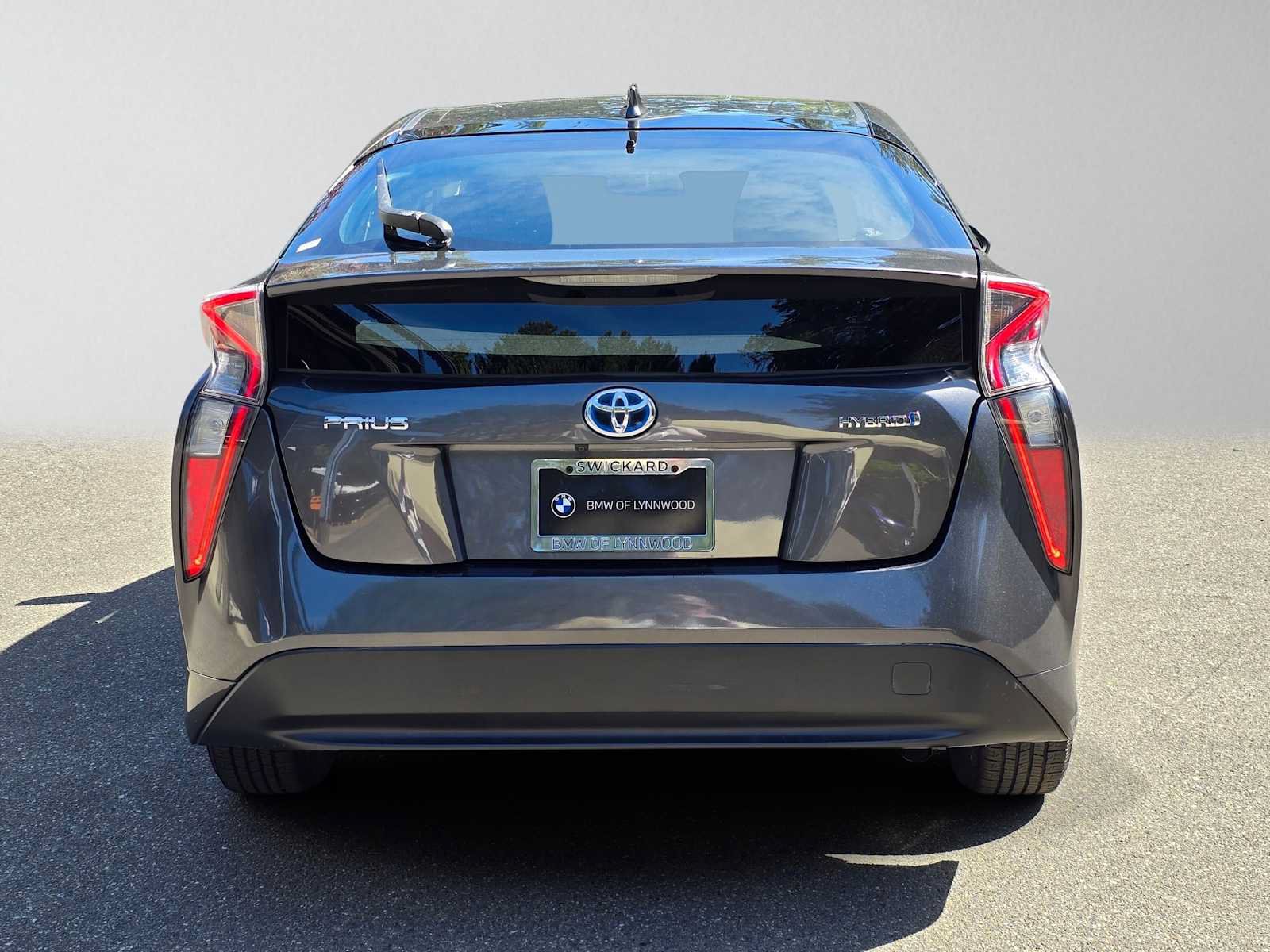 Used 2016 Toyota Prius Two FWD image 4