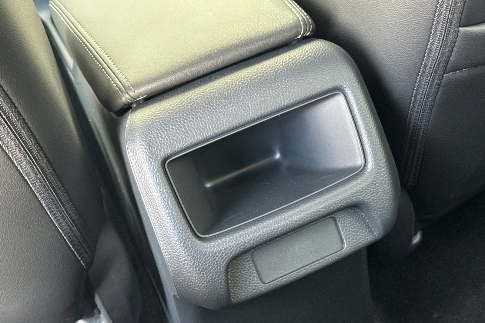 New 2026 Honda HR-V EX-L image 32